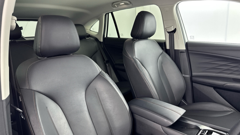 MG HS 1.5 T-GDI Trophy 5dr DCT Petrol Hatchback